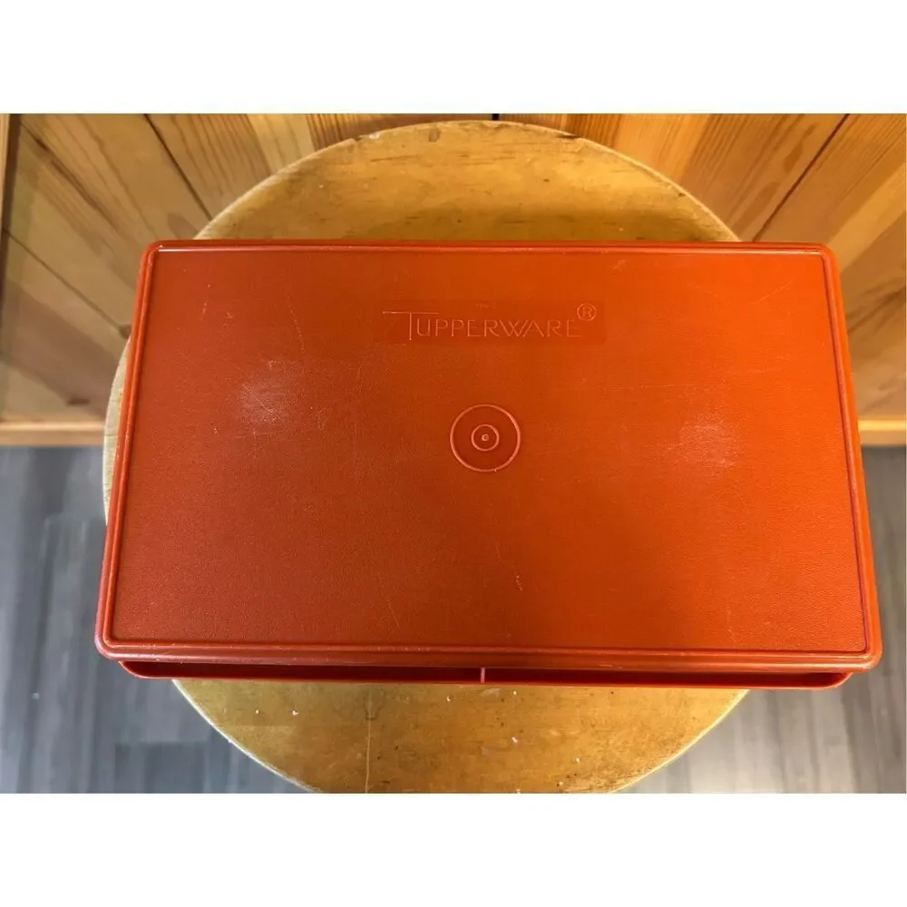 Vintage Tupperware 794-11 Bacon Deli Meat Keeper Container Paprika/Sheer Lid(769